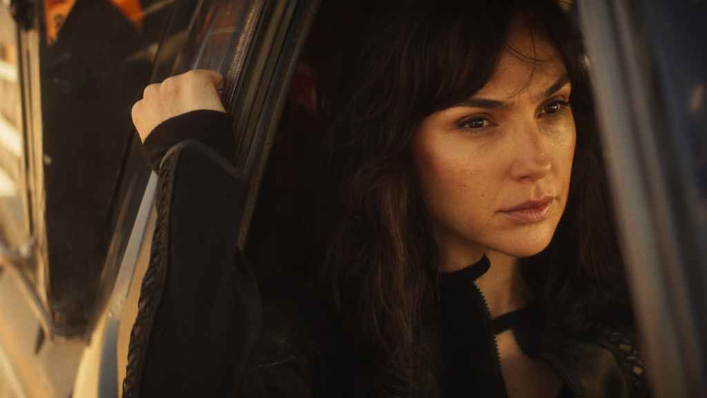 Heart of Stone Review: a Disappointing Female Lead Thriller 3 heart of stone
