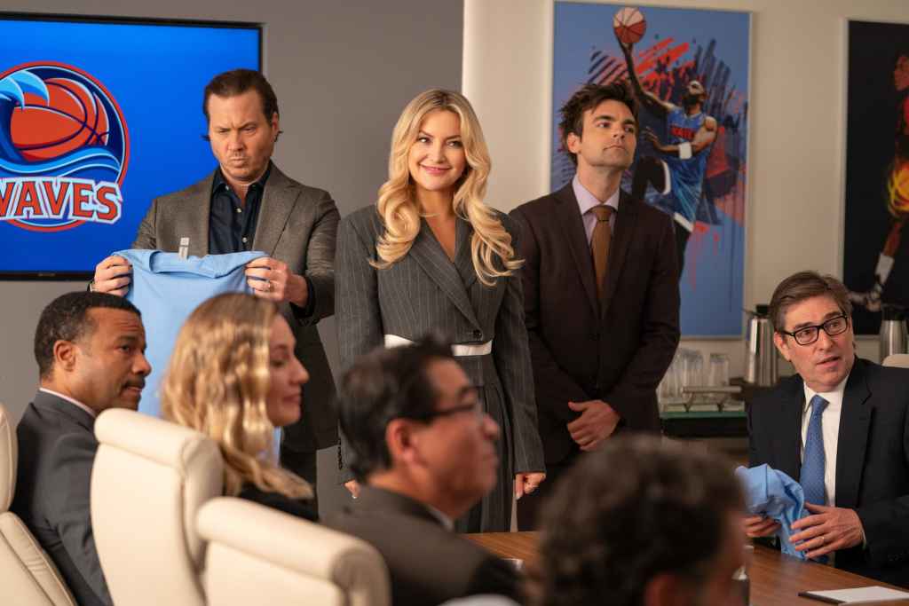 "Running Point " Starring Kate Hudson Comes This February To Netflix 4 Running Point. (L to R) Scott MacArthur as Ness Gordon, Kate Hudson as Isla Gordon and Drew Carver as Sandy Gordon in Episode 102 of Running Point. Cr. Katrina Marcinowski/Netflix © 2024