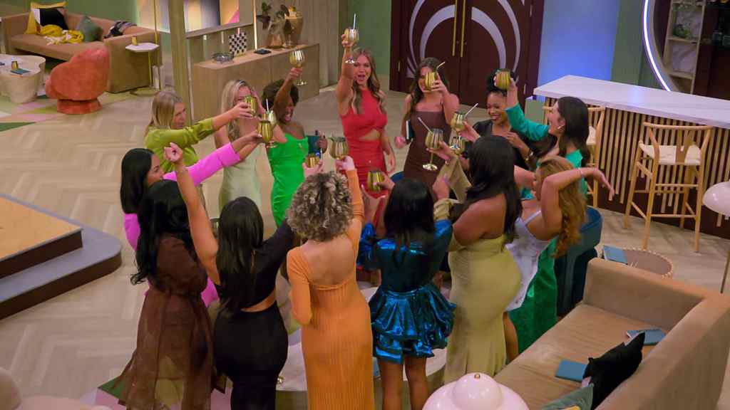 'Love Is Blind' Season 7 3 Love Is Blind n S7 E1 00 23 01 22RC