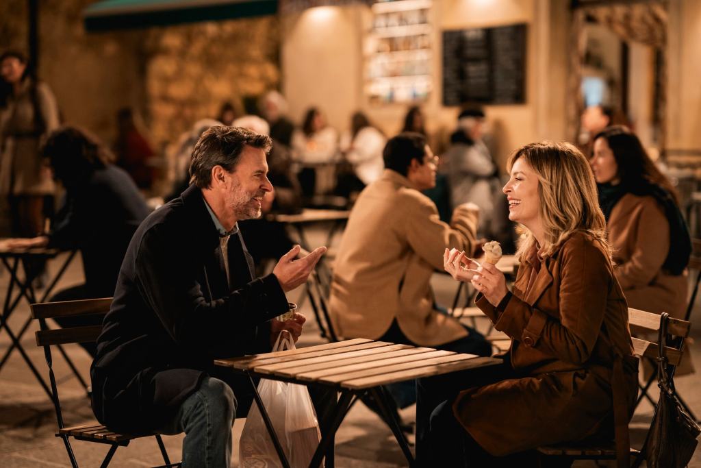 Everything Coming to Netflix in February 2025 2 La Dolce Villa. (L to R) Scott Foley as Eric and Violante Placido as Francesca in La Dolce Villa. Cr. Giulia Parmigiani/Netflix ©2024