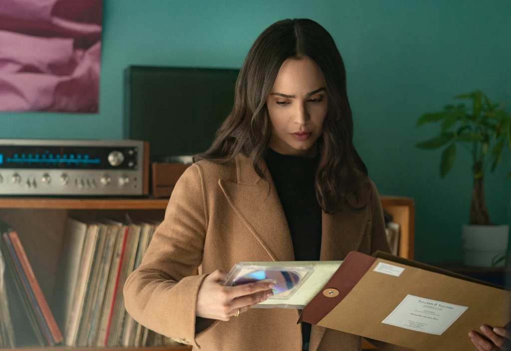 'The Life List' Starring Sofia Carson, Kyle Allen, Connie Britton, First Look 5 THE LIFE LIST. Sofia Carson as Alex in The Life List. Cr. Nicole Rivelli/Netflix © 2025.