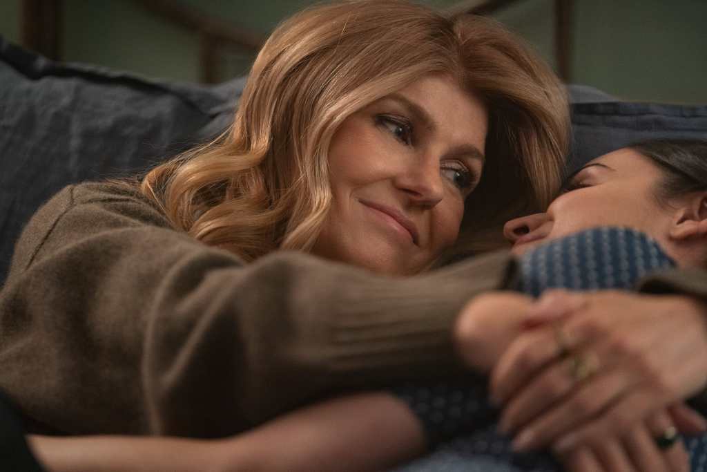 'The Life List' Starring Sofia Carson, Kyle Allen, Connie Britton, First Look 4 THE LIFE LIST. (L to R) Connie Britton as Elizabeth and Sofia Carson as Alex in The Life List. Cr. Nicole Rivelli/Netflix © 2024.