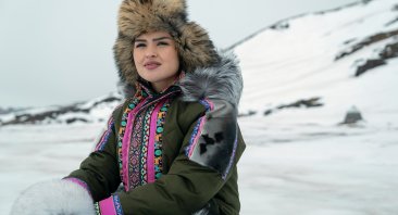 North of North. Anna Lambe as Siaja in episode 101 of North of North. Cr. Jasper Savage/Netflix © 2025