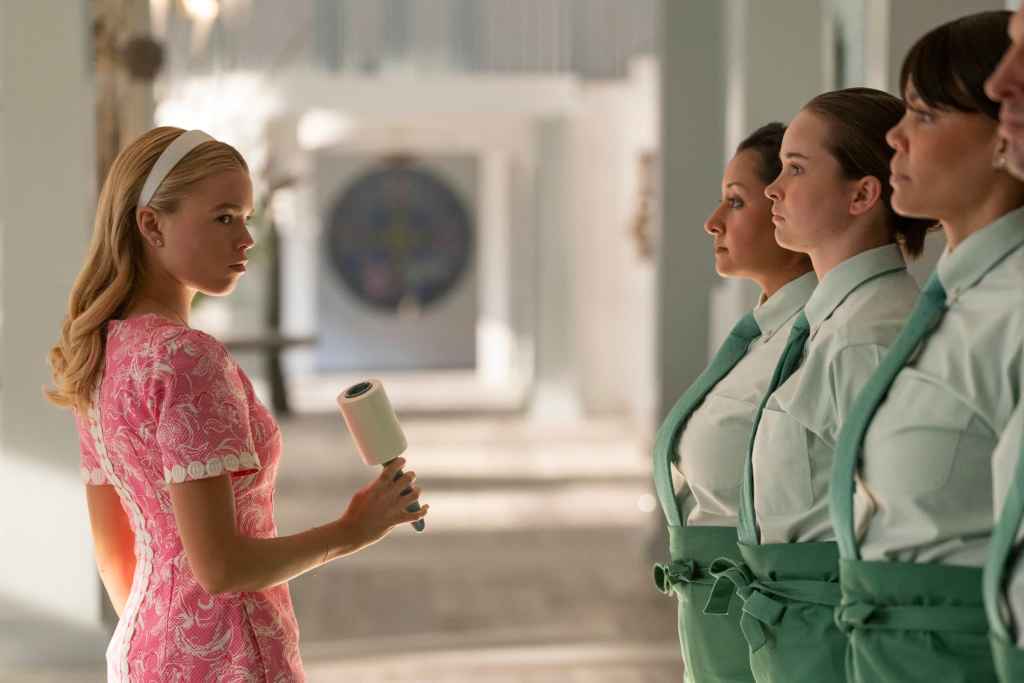 Sirens: Official Trailer, Cast, and Release Date Revealed for Netflix’s Dark Comedy Limited Series 6 Sirens. Milly Alcock as Simone in episode 101 of Sirens. Cr. Macall Polay/Netflix © 2025