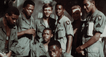 Turning_Point__The_Vietnam_War_n_S1_E2_01_00_07_19