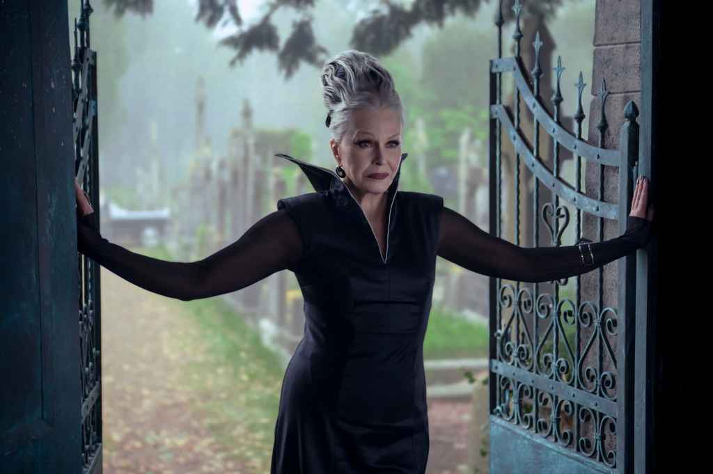 Meet the New Faces in Wednesday Season 2, And What They Mean for the Story 6 Wednesday. Joanna Lumley as Grandmama in episode 204 of Wednesday. Cr. Owen Behan/Netflix © 2025