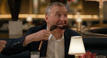 Somebody Feed Phil n S8 E6 00 35 29 21 R