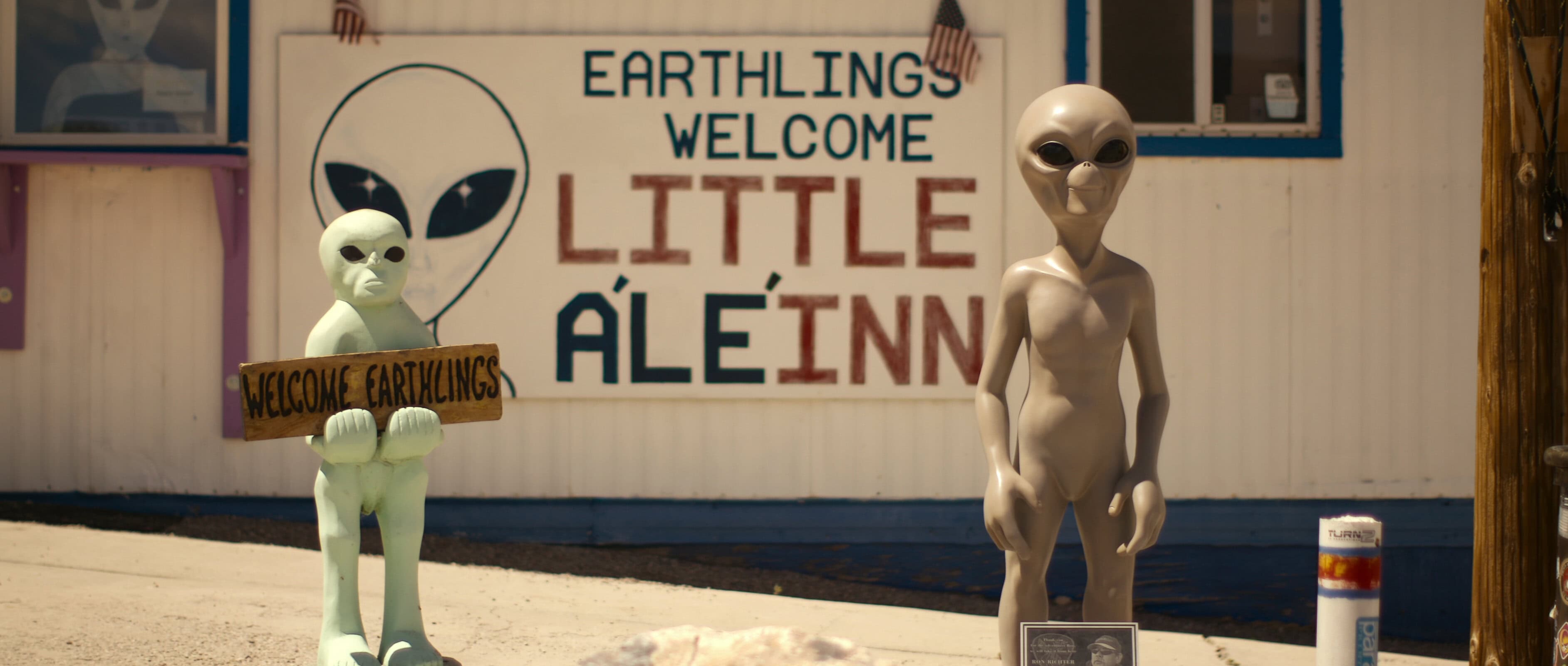 Trainwreck Storm Area 51 n S1 E1 00 34 02 09