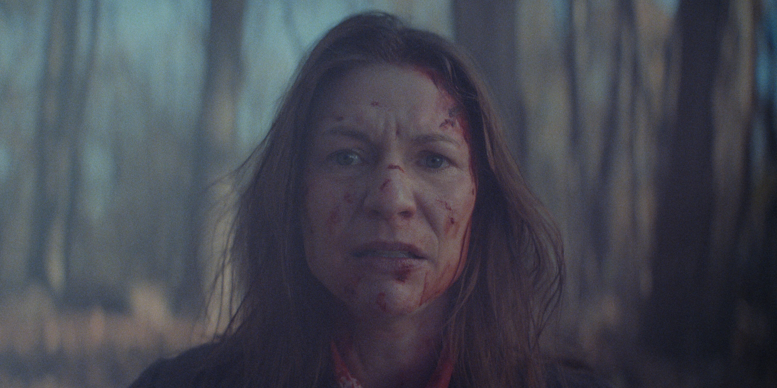 THE BEAST IN ME. Claire Danes as Aggie Wiggs in Episode 101 of The Beast in Me. Cr. Courtesy of Netflix © 2025