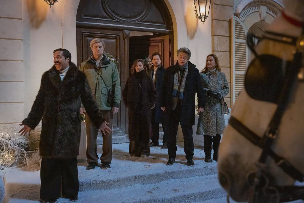 Champagne Problems Trailer: Netflix Uncorks a Holiday Romance in Paris and Champagne 12 Champagne Problems: Netflix Releases Official Trailer for Holiday Romance