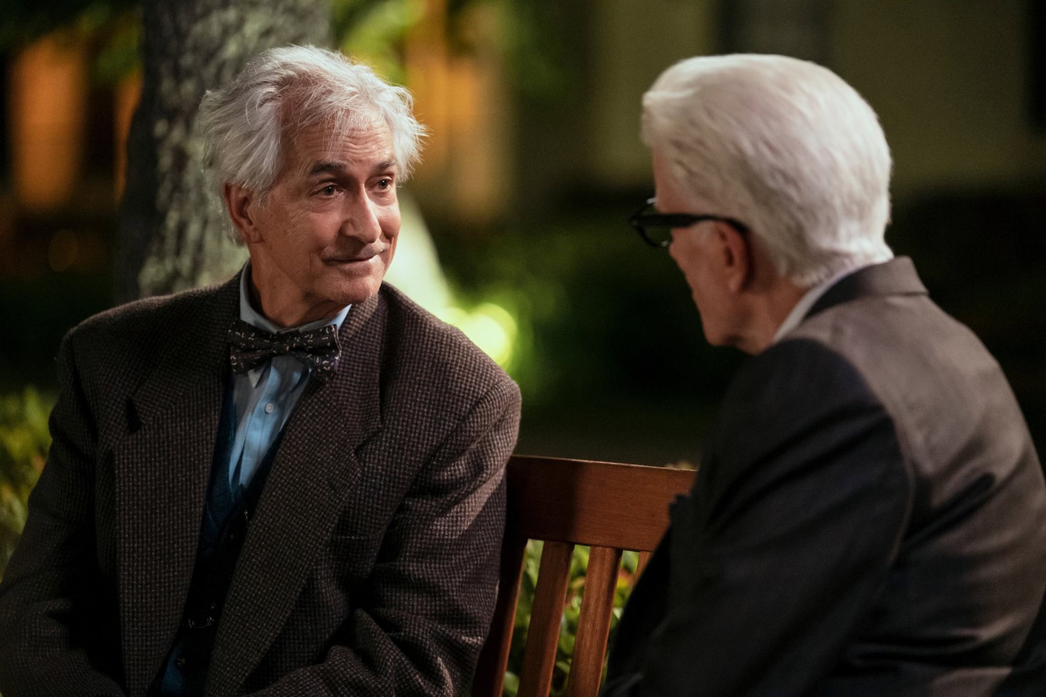 A Man on the Inside Season 2 recap episode guide and ending explained
