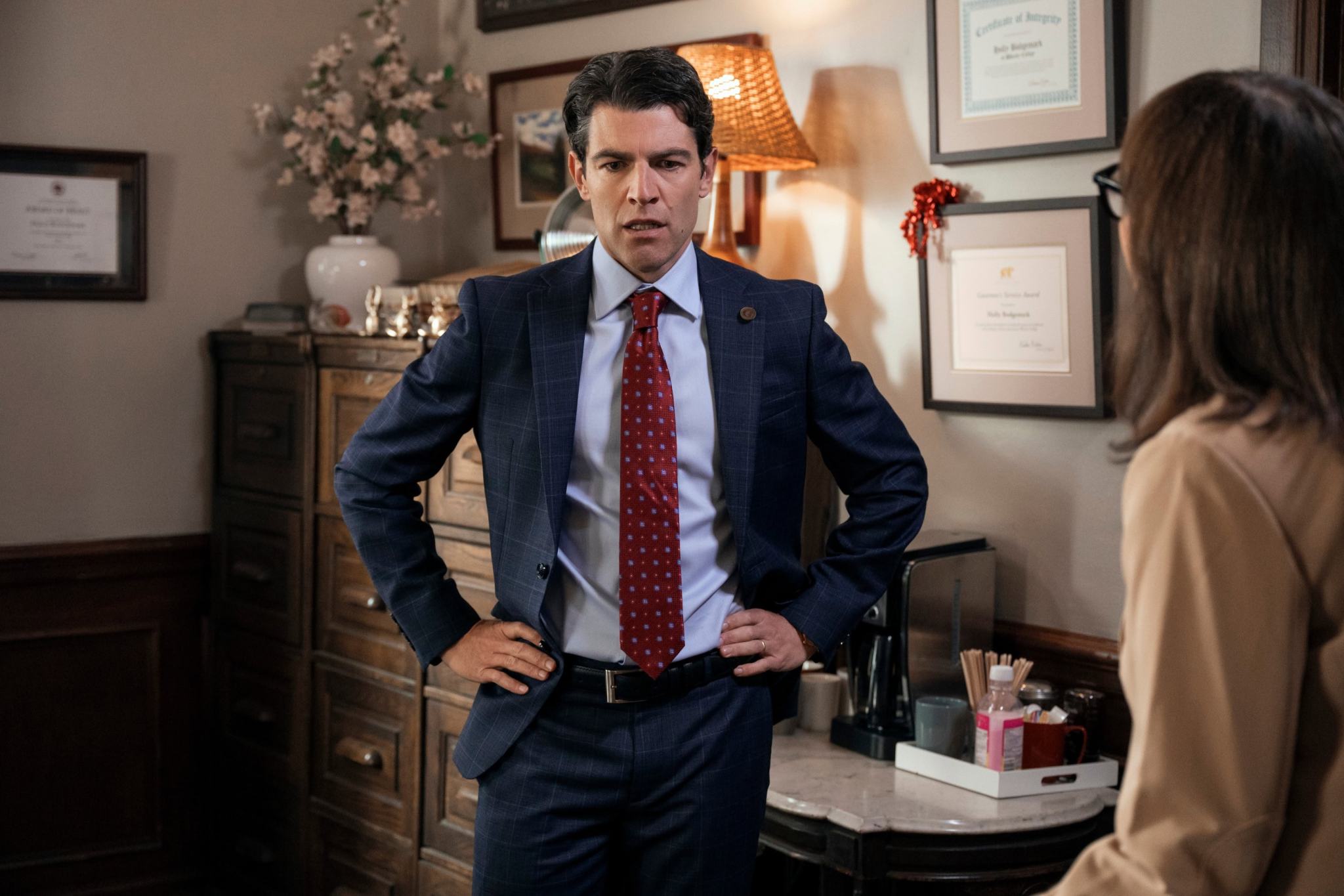 A Man on the Inside Season 2 recap episode guide and ending explained