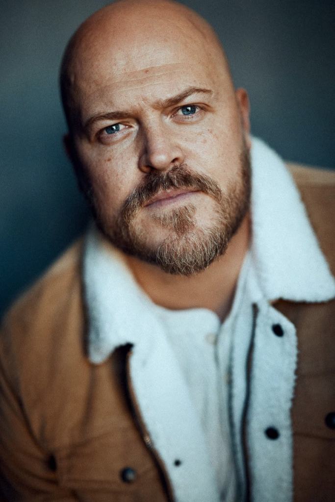 The Hunting Wives Season 2 Begins Production as Netflix Confirms Returning Cast 3 Hunter Emery as deputy flynn