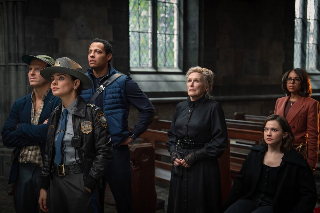 Wake Up Dead Man Review, Recap, and Ending Explained: Benoit Blanc Returns for a Darker Knives Out Mystery 5 Wake Up Dead Man Review and Recap: A Knives Out Mystery Explained
