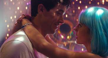 People We Meet on Vacation Soundtrack: Every Song Featured in the Netflix Movie