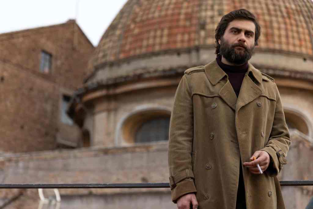 The Big Fake Ending Explained: Did Toni Outsmart the State? The Full Recap of the Netflix Thriller 8 The Big Fake Ending Explained: Toni Chichiarelli Heist & Twist Decoded