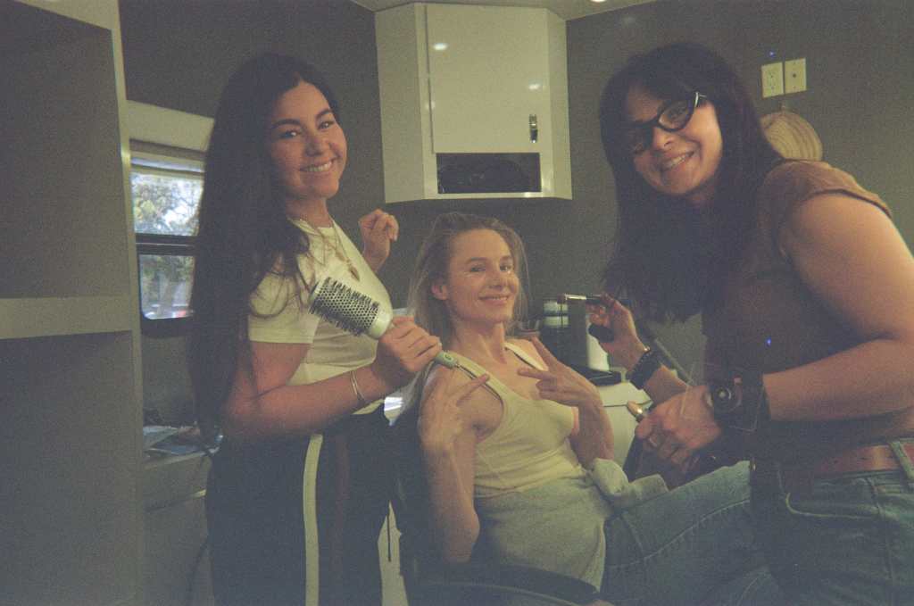 Nobody Wants This Season 3 Begins Filming in Los Angeles as Netflix Confirms 2026 Return 6 Nobody Wants This Season 3 Begins Filming in Los Angeles as Netflix Confirms 2026 Return