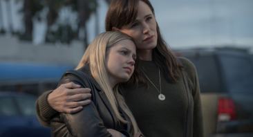 The Last Thing He Told Me Season 2, Episode 2 Recap: The Strategic Fragility of "Safe"