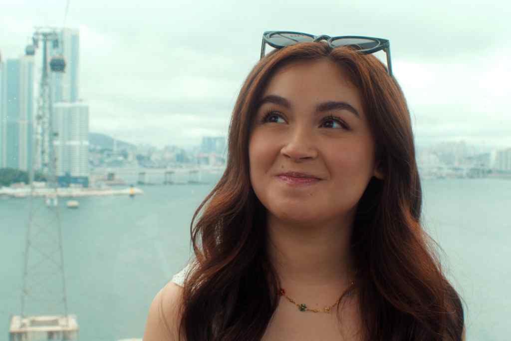 XO, Kitty Season 3 Brings a Song-Covey Sister Reunion When the Series Returns to Netflix 19 XO Kitty n S3 E1 00 10 22 03R