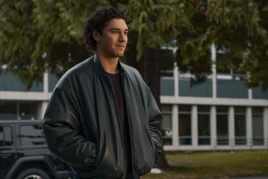 Off Campus Season 1 Recap: Everything That Happened Before Season 2 4 Off Campus Season 1 Recap: Everything That Happened Before Season 2