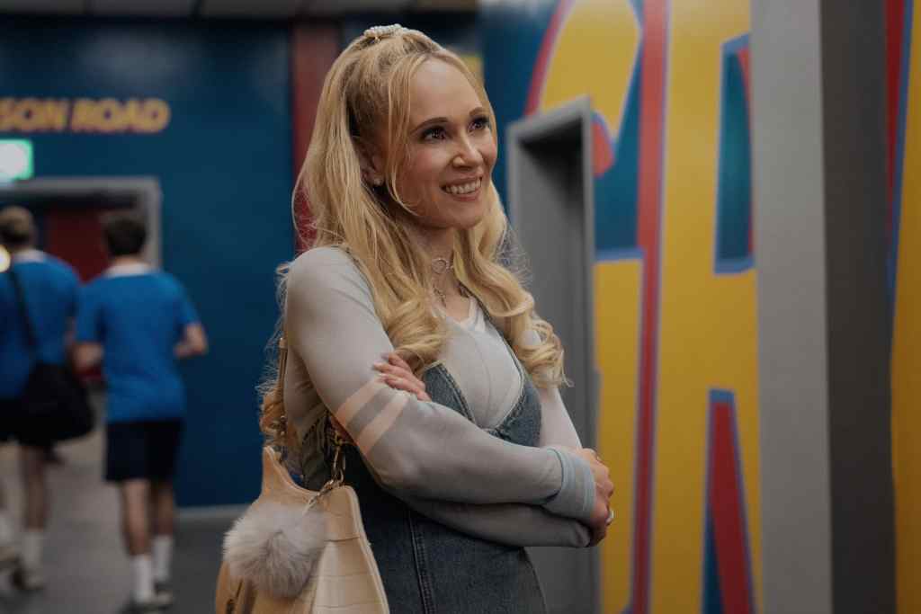 Ted Lasso Season 4 Episode 5 Recap: Ted Makes a Tough Call With Coach Chilton 5 Ted Lasso Season 4 Episode 5 Recap: Ted Makes a Tough Call With Coach Chilton