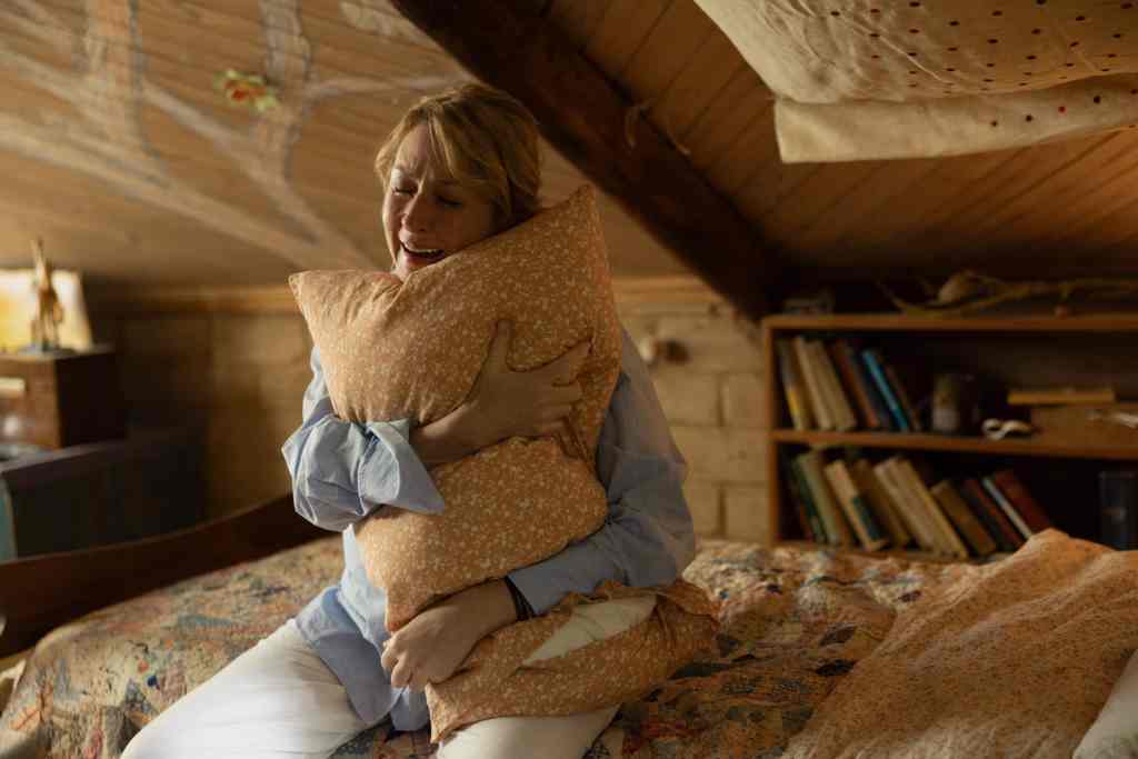 Last Seen Season 1 Episode 6 Recap and Ending Explained: Does Ian Get Mags Back? 7 Last_Seen_Photo_010601