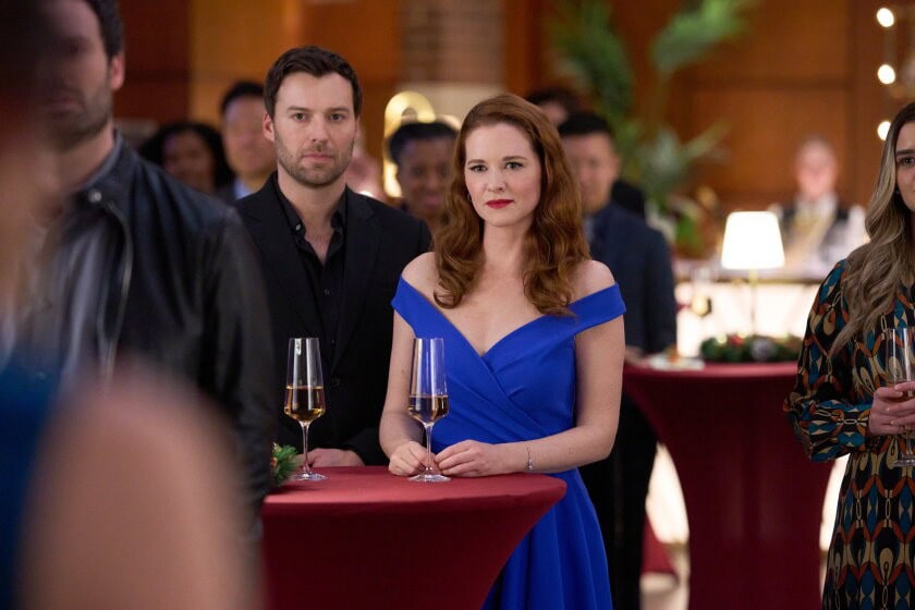 Mistletoe Murders Season 2 Recap and Episode Guide: All 3 Mysteries Explained 5 mistletoe murders season 2 part 3_01