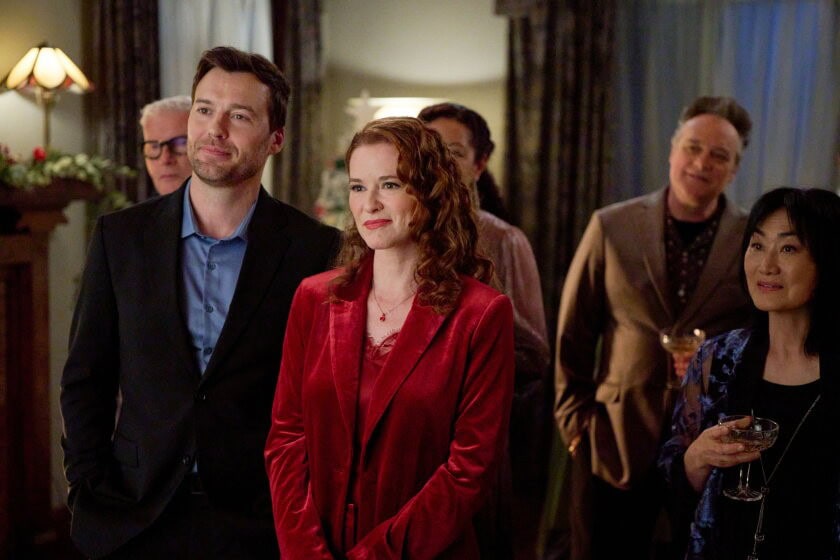 Mistletoe Murders Season 2 Recap and Episode Guide: All 3 Mysteries Explained 10 mistletoe murders season 2 part 6_04