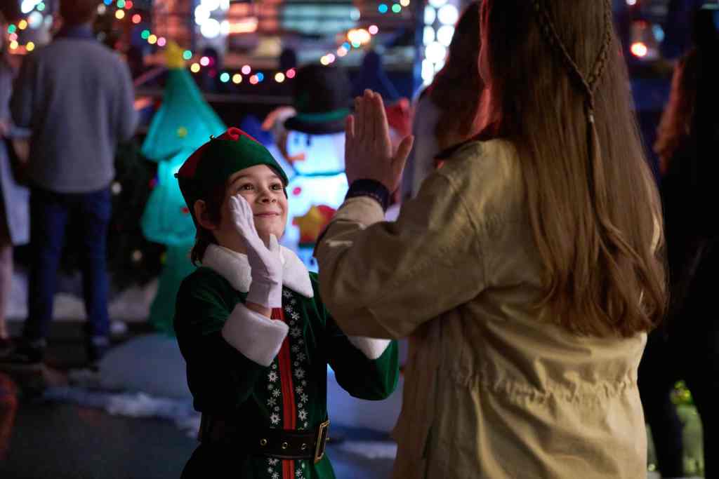 Mr. & Mrs. Christmas Recap and Ending Explained: Saving the Parade 8 Mr. & Mrs. Christmas mrandmrschristmas-00532-rt
