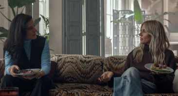 war hbo phoebe-fox-sienna-miller